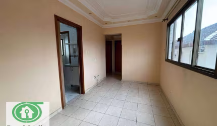 Apartamento de 2 dormitorios com vaga demarcada prédio de 3 andares  à Venda no Campo Grande,