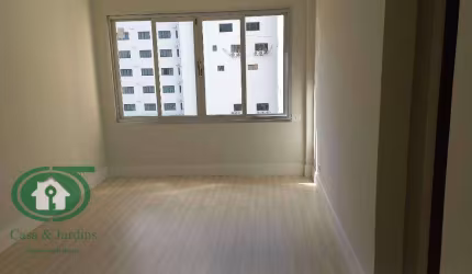 VENDE APARTAMENTO REFORMADO EM SANTOS - GONZAGA - 1 DORMITORIO - FRENTE