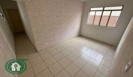 Apartamento com 2 dormitórios à venda, 60 m² por R$ 325.000 - Campo Grande - Santos/SP