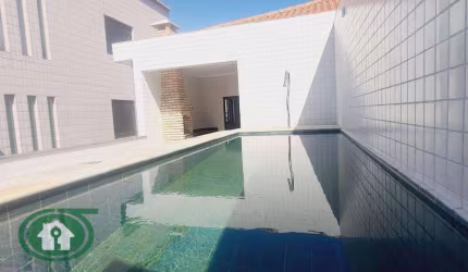 Casa Duplex 4 Dormitorios (02 suítes), Solariun c/ piscina e churrasqueira