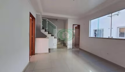 Sobrado Duplex em Villagio Residencial  - 3 dormitorios - Garagem Fechada p/ 2 carros - Santos
