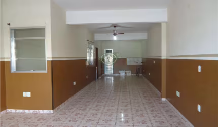 VENDE OU ALUGA: Prédio Comercial/Residencial com Espaço Gourmet e Churrasqueira no canal 4 - Área Portuária de Santos