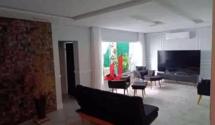 Casa com 3 dormitórios à venda, 240 m² por R$ 1.500.000,00 - Vila São João - Sorocaba/SP