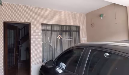 Sobrado no Bairro Santa Paula, com 2 Dormitórios e 1 vaga