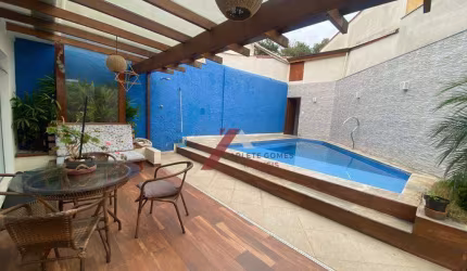 Sobrado com 4 dormitórios à venda, 354 m² por R$ 1.650.000,00 - Santa Maria - Santo André/SP