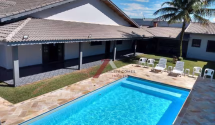 Casa com 4 dormitórios à venda, 284 m² por R$ 1.100.000,00 - Estância Balneária Convento Velho - Peruíbe/SP