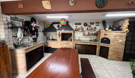 Casa com 3 dormitórios à venda, 232 m² por R$ 890.000,00 - Jardim Bela Vista - Santo André/SP