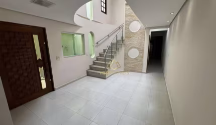 Sobrado com 4 dormitórios à venda, 264 m² por R$ 1.275.000 - Vila Pires - Santo André/SP