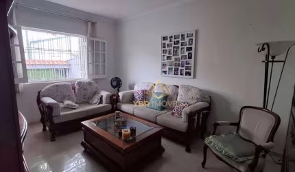 Casa com 4 dormitórios à venda, 164 m² por R$ 750.000,00 - Vila Pires - Santo André/SP