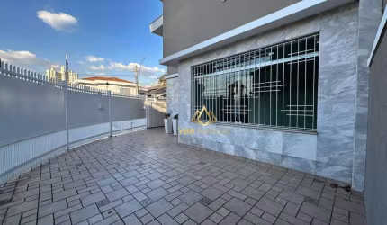 Sobrado com 3 dormitórios para alugar, 175 m² por R$ 7.600,00/mês - Jardim - Santo André/SP