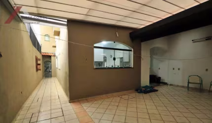 Sobrado com 4 dormitórios à venda, 300 m² por R$ 1.060.000,00 - Utinga - Santo André/SP