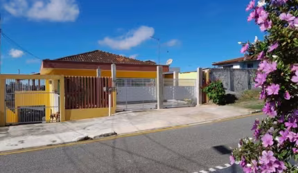 CASA -  CENTRO - ARAUCARIA