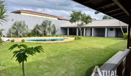 Casa á venda - 350 m² próximo ao parque Edmundo Zanoni em Atibaia SP