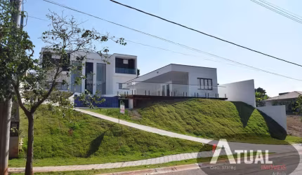 Casa à venda no  CONDOMÍNIO SHAMBALA III - Em Atibaia/SP