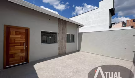 Casa térrea à venda com 3 dormitórios - Nova Cerejeiras - Atibaia/SP