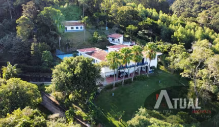 Chácara á venda em Atibaia/SP - com terreno de 7.300 m²