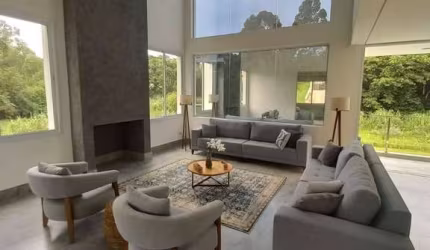 VENDE-SE: CASA 5 SUÍTE  EM  CONDOMINO ALTO PADRÃO EM ATIBAIA.