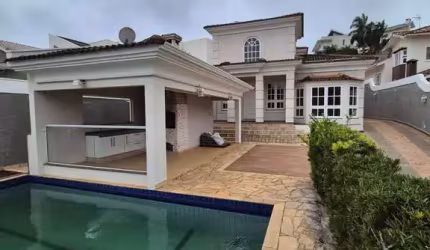 Bragança Paulista condomínio fechado  excelente localização