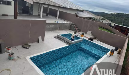 CASA COM 3 DORMITÓRIOS A VENDA EM CONDOMÍNIO ATIBAIA-SP