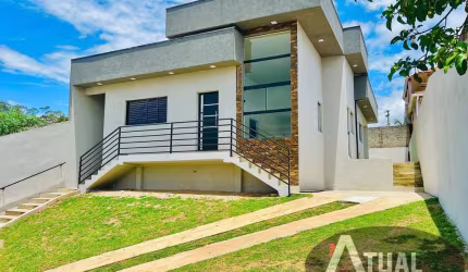 Casa a venda em Mairiporã terra preta valor 820.000,00.