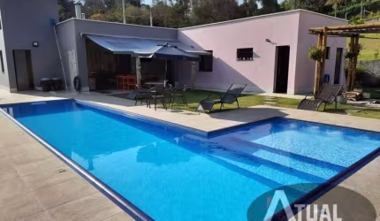 Chácara á venda - 2.281 m² em condomínio fechado – Atibaia