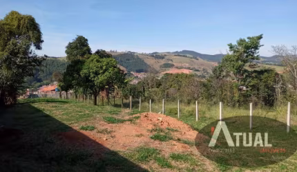 Terreno á venda em Piracaia/SP - 700 m²  por R$ 300.000,00