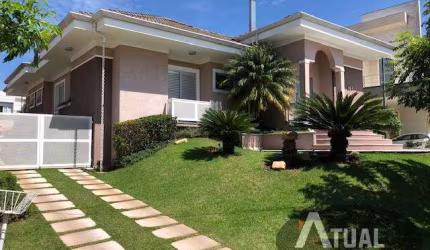 Casa em Condomínio Fechado em Bragança Paulista de 239 m²