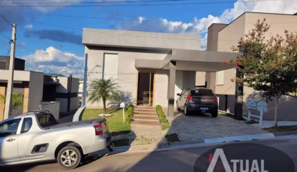 Casa mobiliada de 285m2 de 4 dormitórios em condomínio fechado – Atibaia.