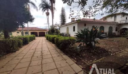 Casa á venda - 834 m² em Piracaia-no jardim santos reis- de construção