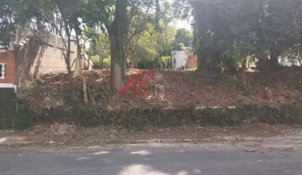 TERRENO RESIDENCIAL em ÁGUAS DE SÃO PEDRO - SP, Centro