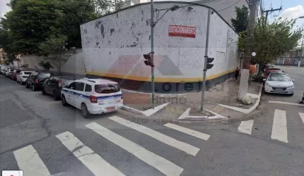 Excelente oportunidade: Galpão comercial à venda na Mooca, São Paulo-SP, com 20 vagas de garagem e 400m² de área.