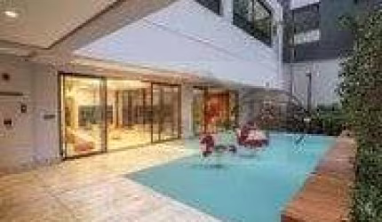 Cobertura Duplex - Com uma área generosa de 688m² - 7 vagas, 5 suítes.