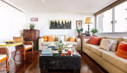 Apartamento 3 suítes e 3 vagas nos Jardins Vende