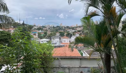 Casa à venda em São Paulo, Pacaembu: 5 quartos, 2 suítes, 3 salas, 4 banheiros, 3 vagas de garagem, 326m² de área