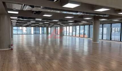 Predio Comercial em Condomínio de Alto Padrão em Pinheiros - Locação em São Paulo-SP: 02 Salas, 15 Banheiros, 55 Vagas, 883m²