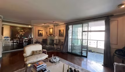 Imperdível! Apartamento de Luxo no Itaim Bibi, São Paulo-SP: 3 quartos, 3 suítes, 2 salas, 6 banheiros, 4 vagas, 220m². Venda ou Locação!