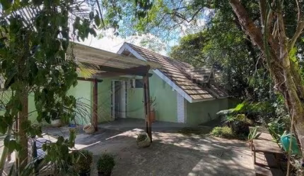 Fazendinha - 4 Sts / AT: 3 mil m² / Arq. Sig Bergamin /Edícula HOME OFFICE!