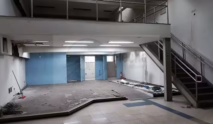 SANTA CECILIA - Prédio c/ 3 pavimentos,18 vagas. Bem localizado. Precisa de reforma.