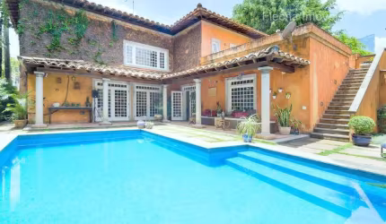 Imperdível oportunidade: Casa à venda em São Paulo-SP, Cidade Jardim! 4 quartos, 1 suíte, 4 banheiros, 4 vagas, 580m².