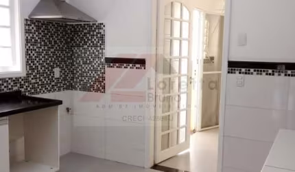 Imperdível: Casa de 3 quartos, 3 suítes no Panamby, São Paulo - SP - 181m² - Venda/Locação.