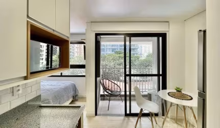 Imóvel compacto e bem localizado em Pinheiros: Apartamento à venda ou locação em São Paulo-SP