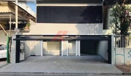 Casa Comercial para Locação na Vila Olímpia, São Paulo-SP: Amplo e Moderno Imóvel com 5 Quartos e 6 Vagas de Garagem