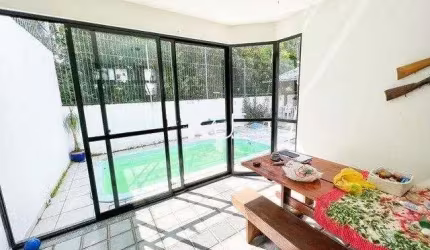 Casa com 4 quartos à venda na Rua Afonso Pena, --, Estreito, Florianópolis por R$ 1.200.000