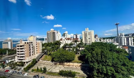 Apartamento com 3 quartos à venda na Rua Afonso Pena, --, Estreito, Florianópolis por R$ 920.000