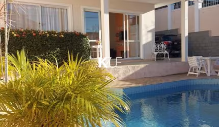Casa com 4 quartos à venda na José Maykot, --, Estreito, Florianópolis por R$ 2.500.000