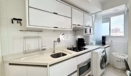 Apartamento com 2 quartos à venda na Rua General Estilac Leal, --, Coqueiros, Florianópolis por R$ 780.000