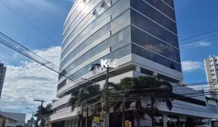 Sala comercial para alugar na Rua Doutor Heitor Blum, --, Estreito, Florianópolis por R$ 1.100