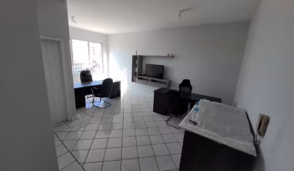 Sala comercial à venda na Rua Coronel Pedro Demoro, --, Estreito, Florianópolis por R$ 139.000