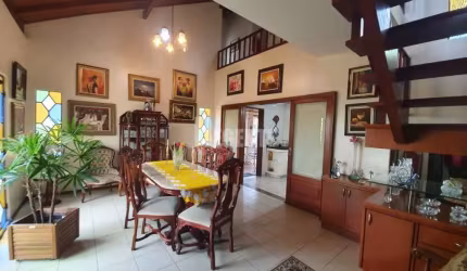 Casa com 4 quartos à venda na Rua Paula Ramos, --, Coqueiros, Florianópolis por R$ 2.190.000