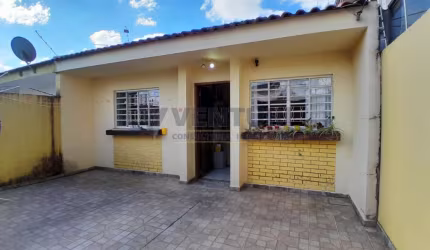 Casa com 2 quartos à venda na Rua Hiram Augusto Maia, 1825, Afonso Pena, São José dos Pinhais, 54 m2 por R$ 330.000